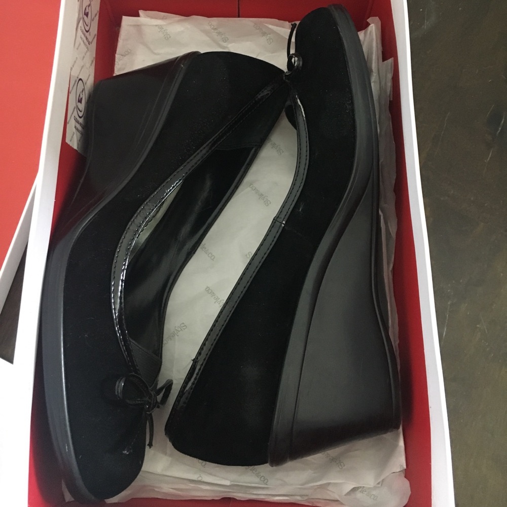 Style & Co. Black Wedges
